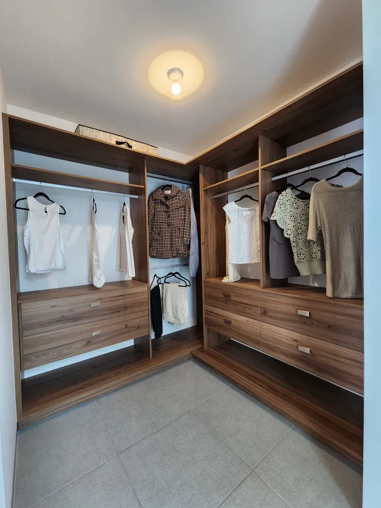 Closets y Vestidores, SIRENIA, Modelo Rembrandt